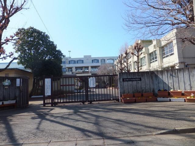 Junior high school. Kodaira 2389m until the fifth junior high school