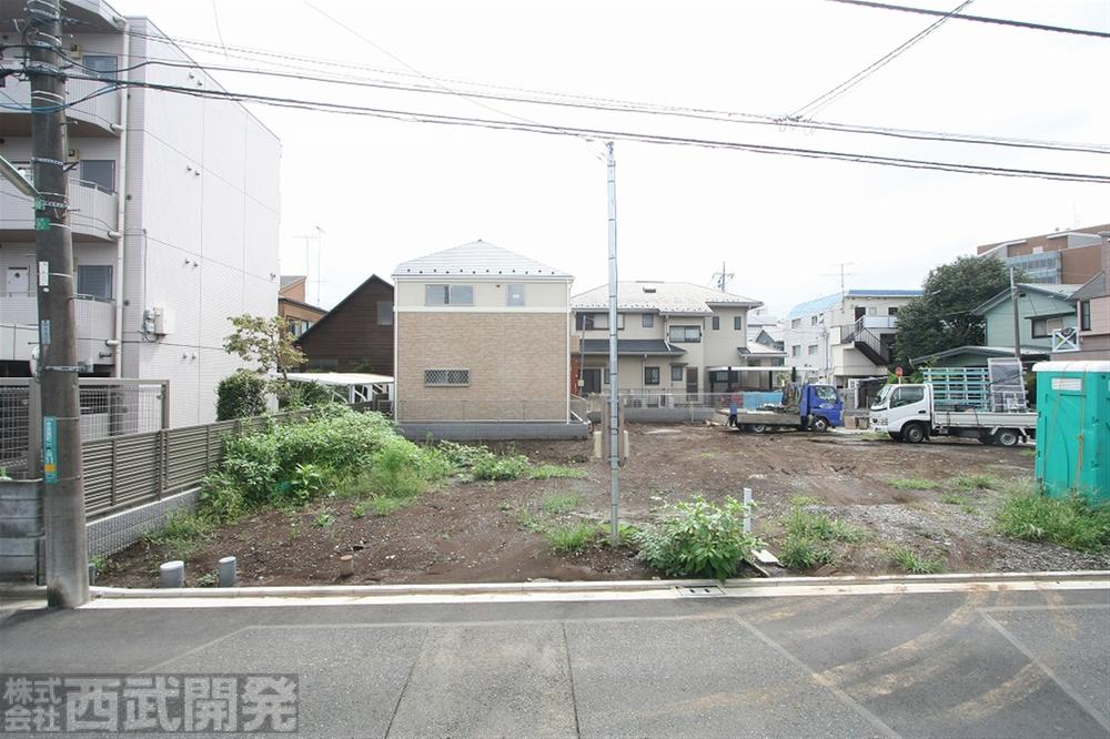 Local photos, including front road. Local (September 2019) Shooting