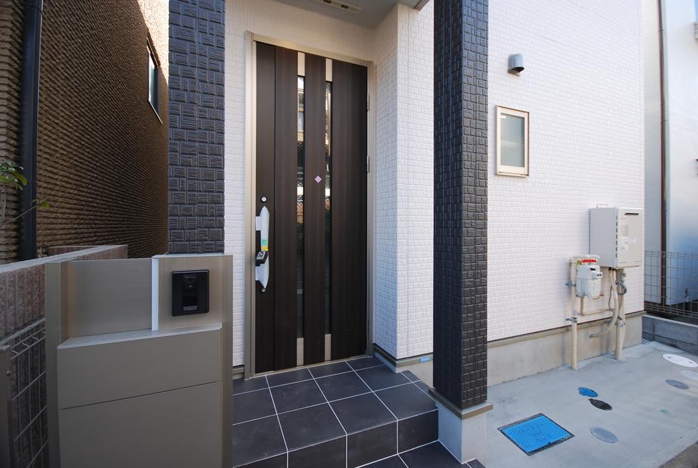 Same specifications photos (appearance). Example of construction