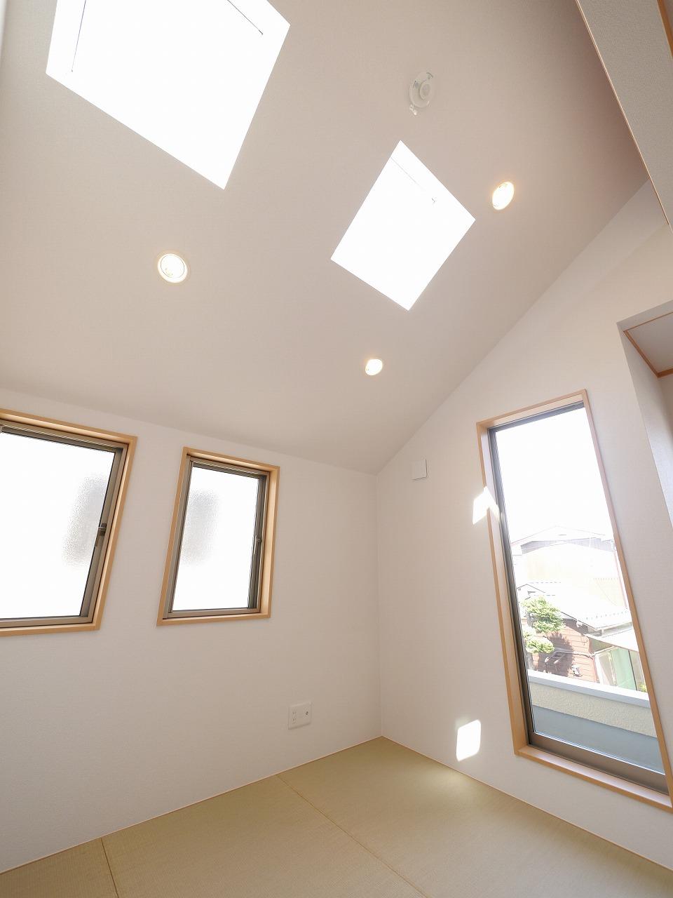 Other local. Please refer to the lighting rich local Come.