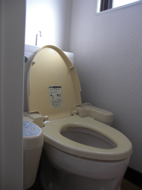 Toilet. Bidet