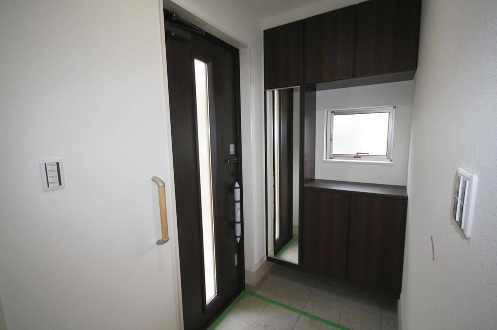 Same specifications photos (Other introspection). Seller construction cases