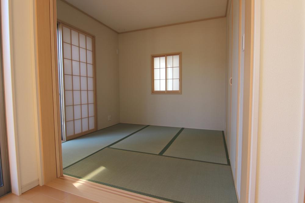 Non-living room. A Japanese-style room 4LDK Indoor (10 May 2013) Shooting