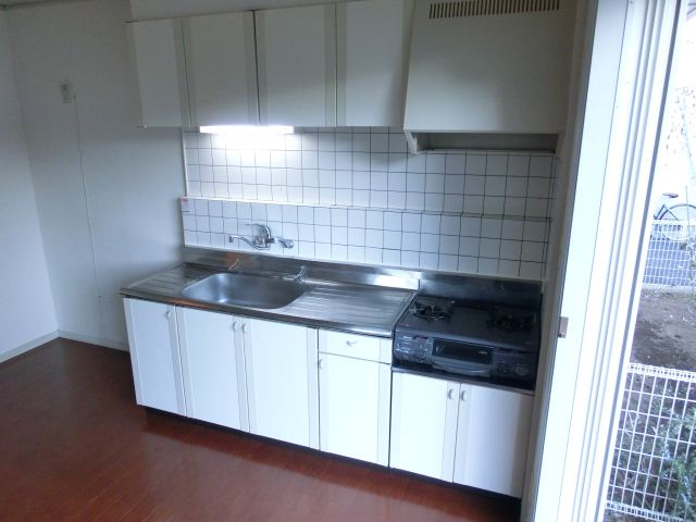 Kitchen.  ☆ Gas stove is can be installed kitchen ☆ 