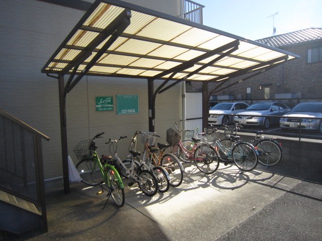 Other common areas. Bicycle parking on site!
