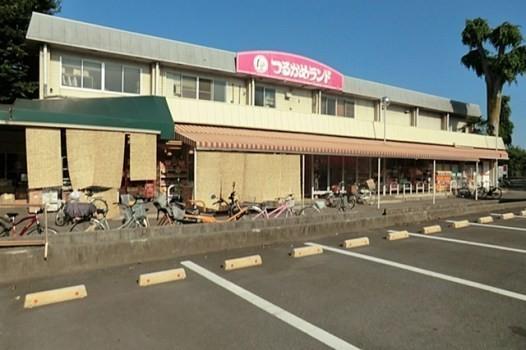 Supermarket. Tsurukame to land 770m