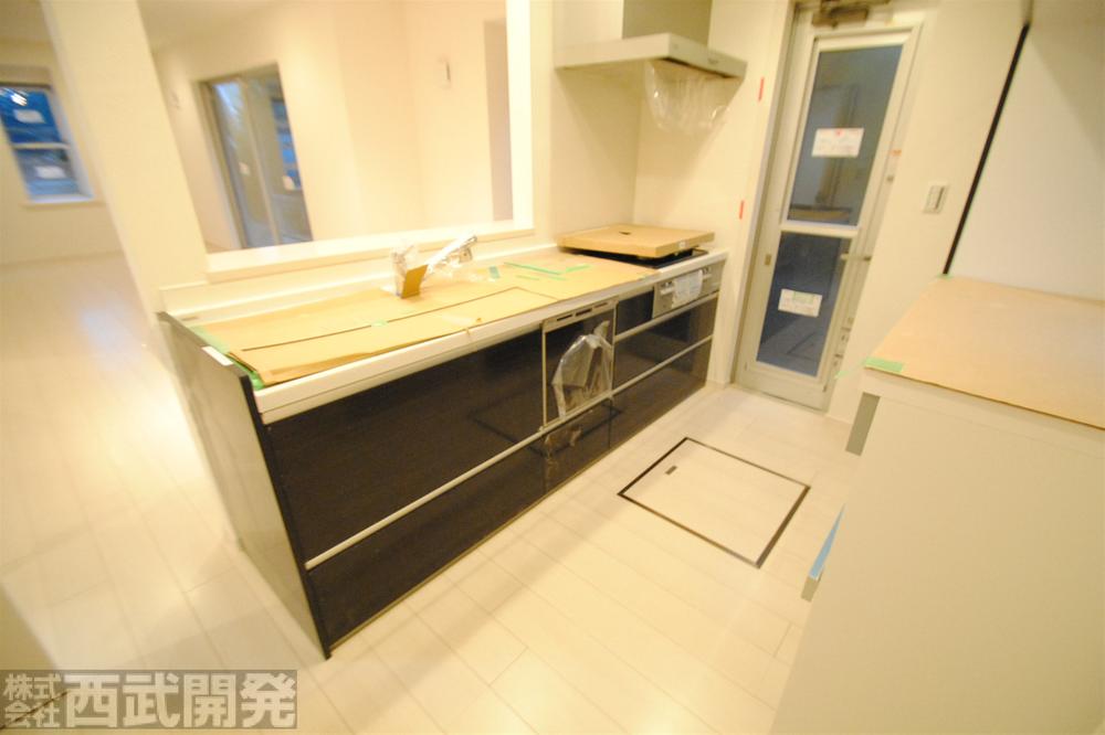 Kitchen. Indoor (September 2013) Shooting