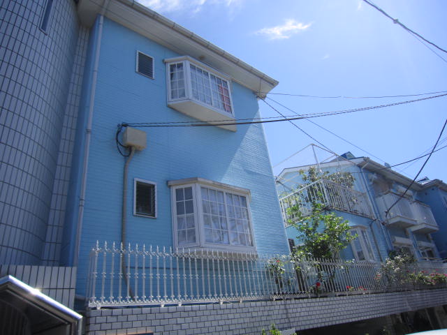 Building appearance. Stylish appearance is very popular among students (^ O ^)