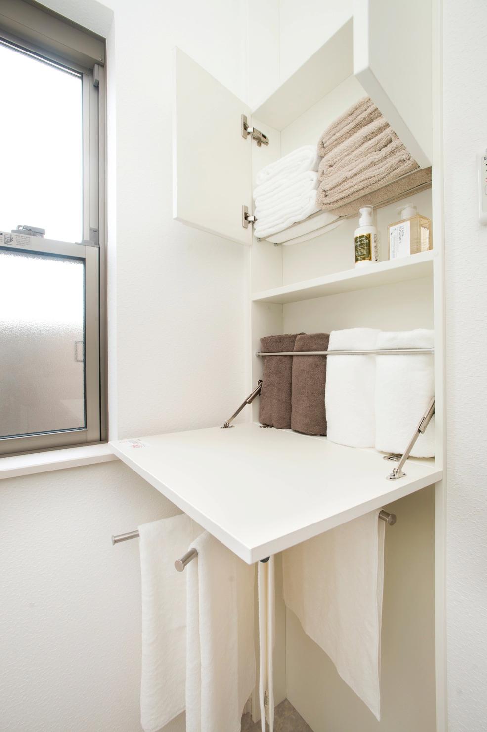 Receipt. Washroom storage