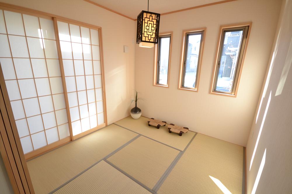 Other. What How about Gorone your child in the tatami of space? ,