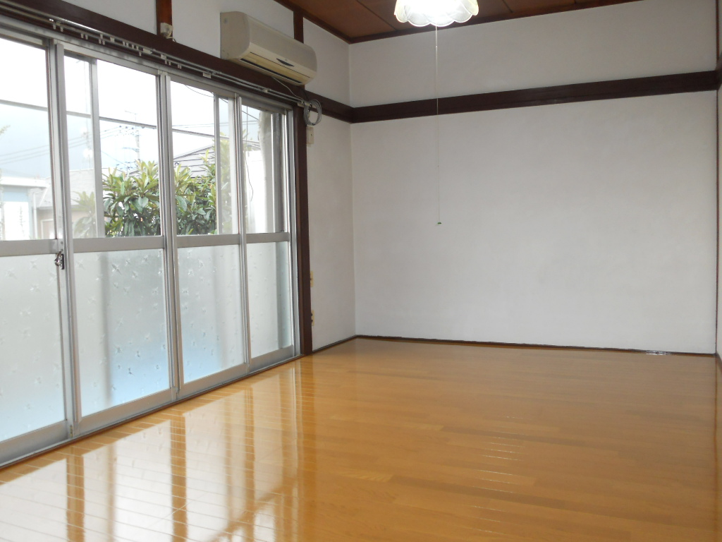Living and room