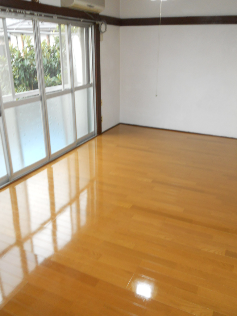 Living and room