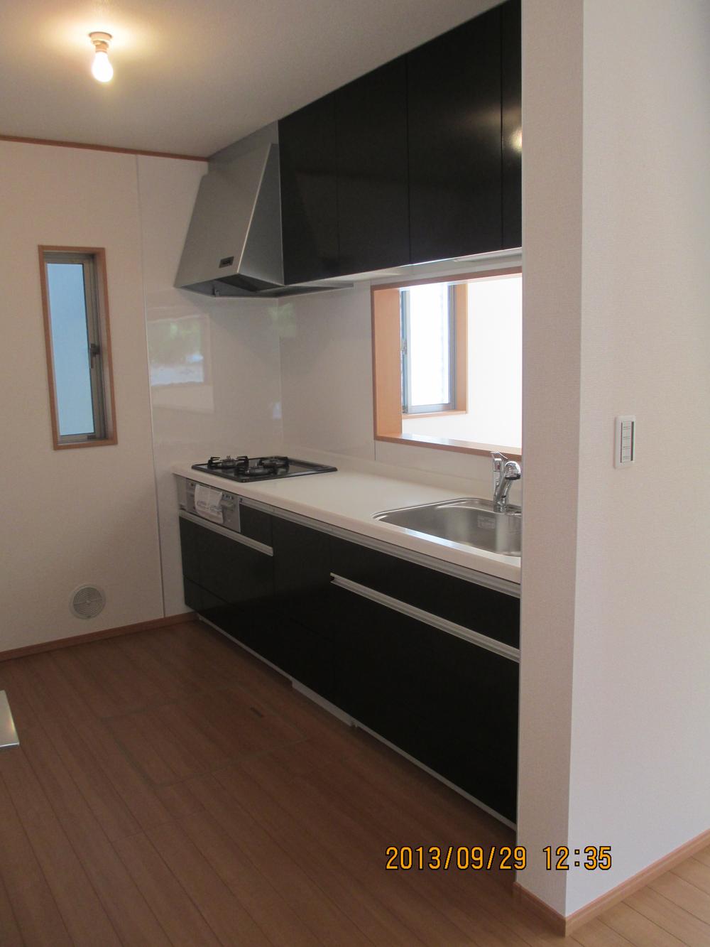 Kitchen. Same specifications