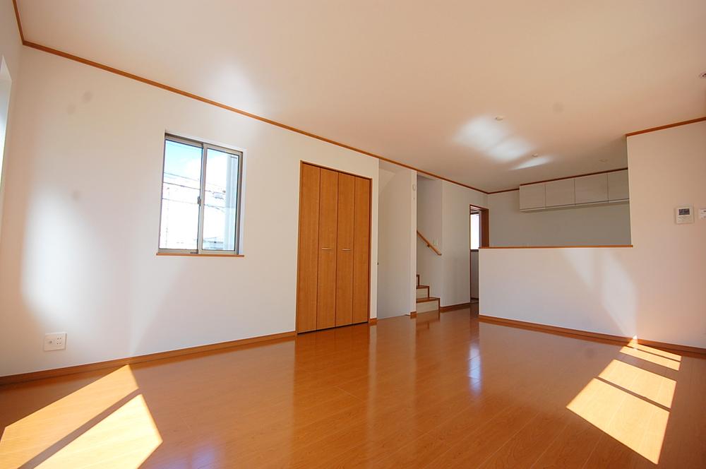 Same specifications photos (living). Living example of construction