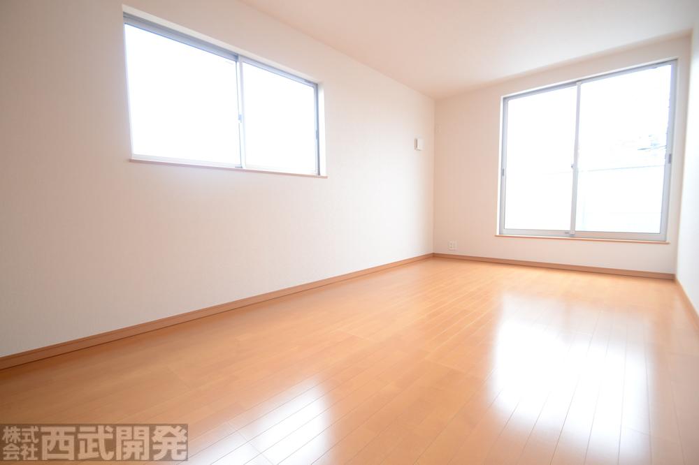 Non-living room. Building 2