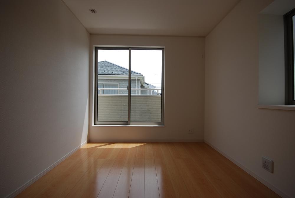 Same specifications photos (Other introspection). Seller construction cases