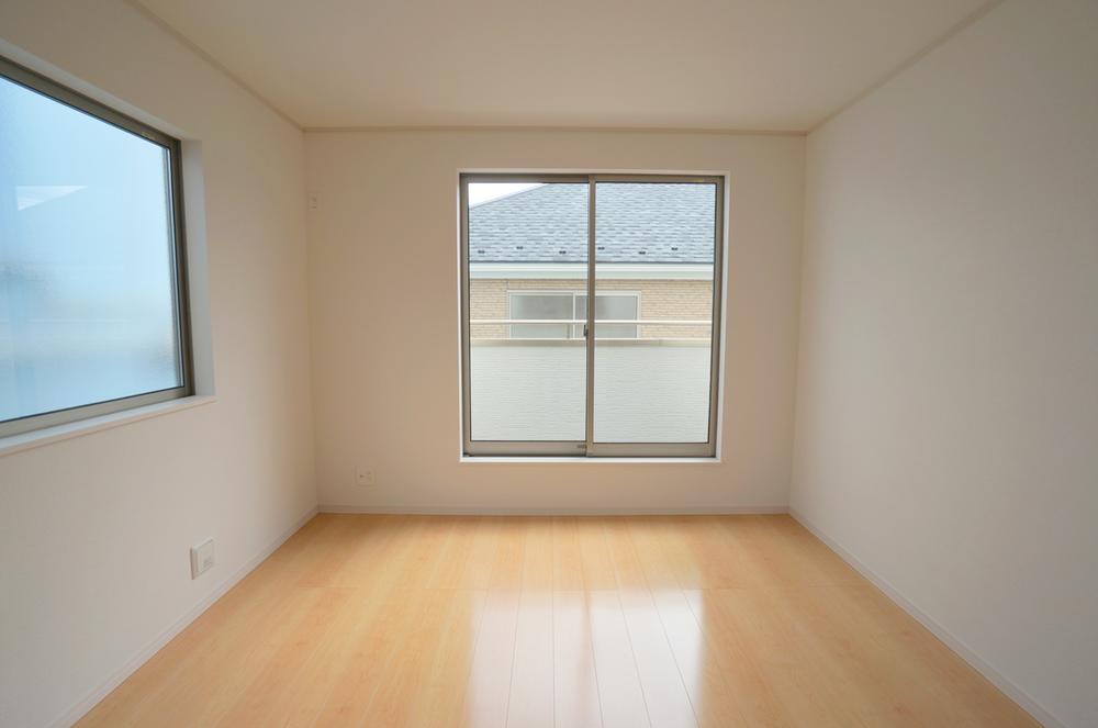 Non-living room. Indoor (September 2013) Shooting