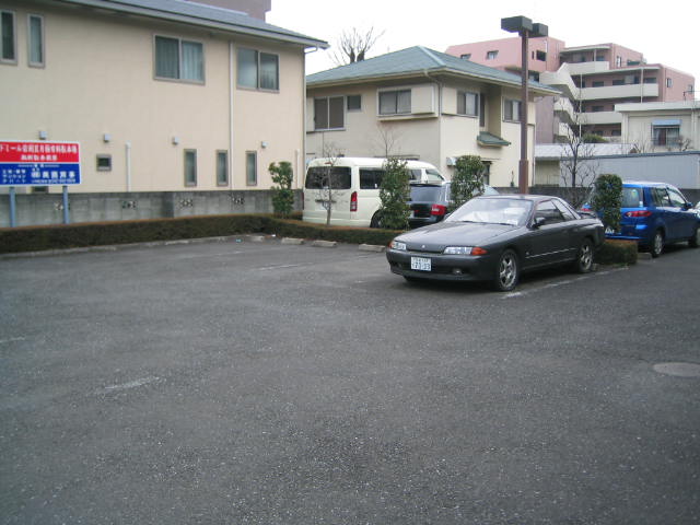 Parking lot