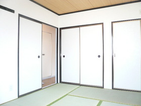Living and room. Japanese-style room (reference photograph)