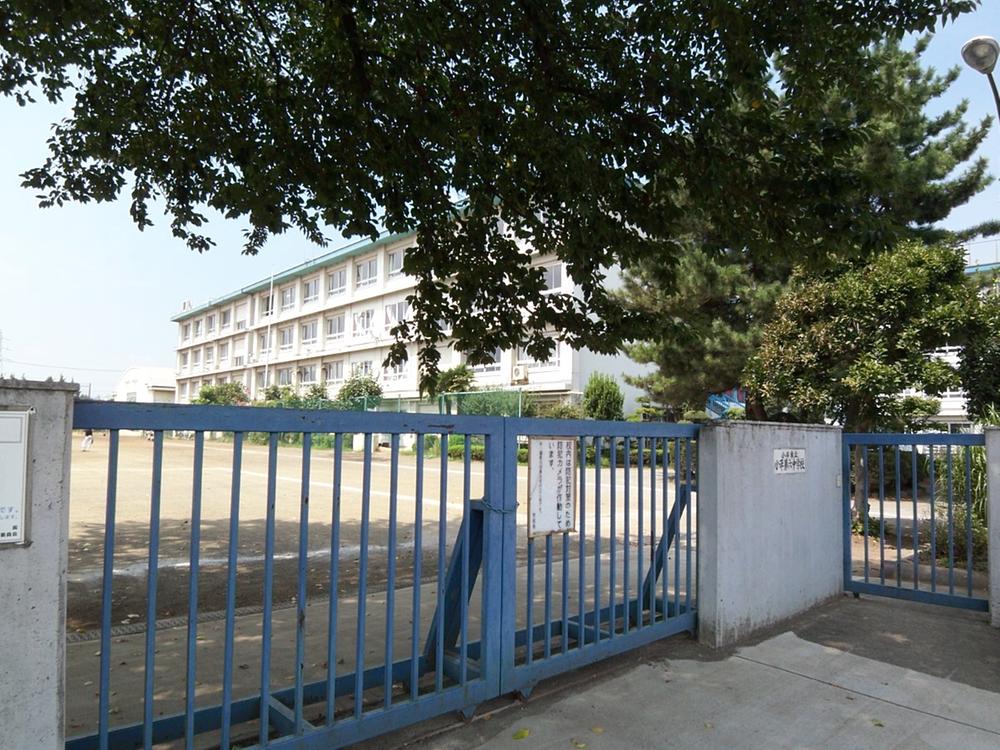 Junior high school. Deng 2300m until the sixth junior high school