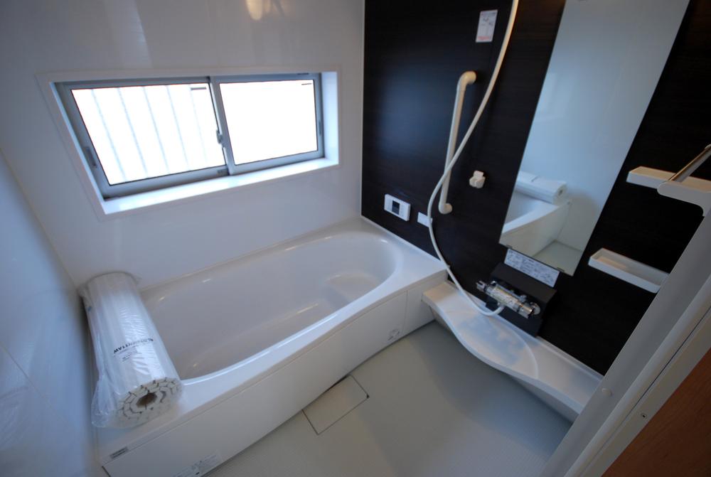 Bathroom. Local photo: D Building