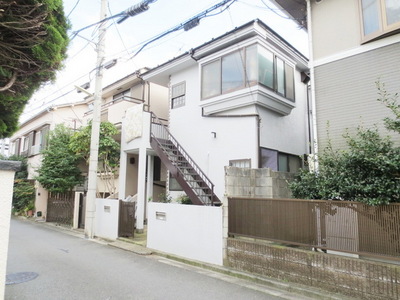 Building appearance. A quiet residential area