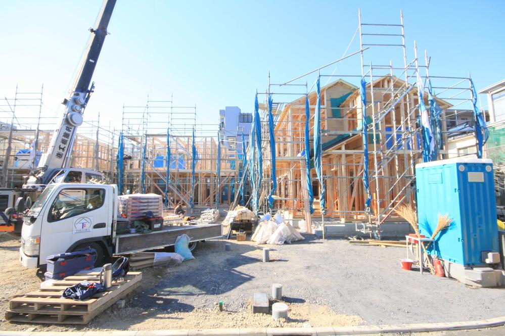 Local appearance photo. December 2013 shooting