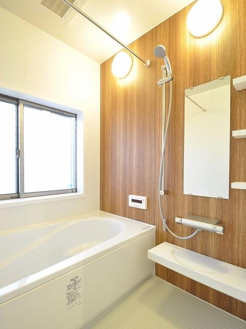 Bathroom. Kodaira Gakuen'nishi-cho 2-chome Building 3 bathroom