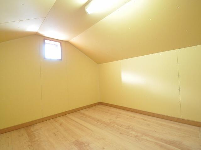 Receipt. Kodaira Gakuen'nishi-cho 2-chome Building 2 Attic storage