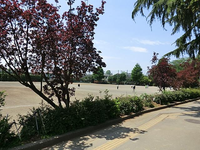 park. 963m to clean water park