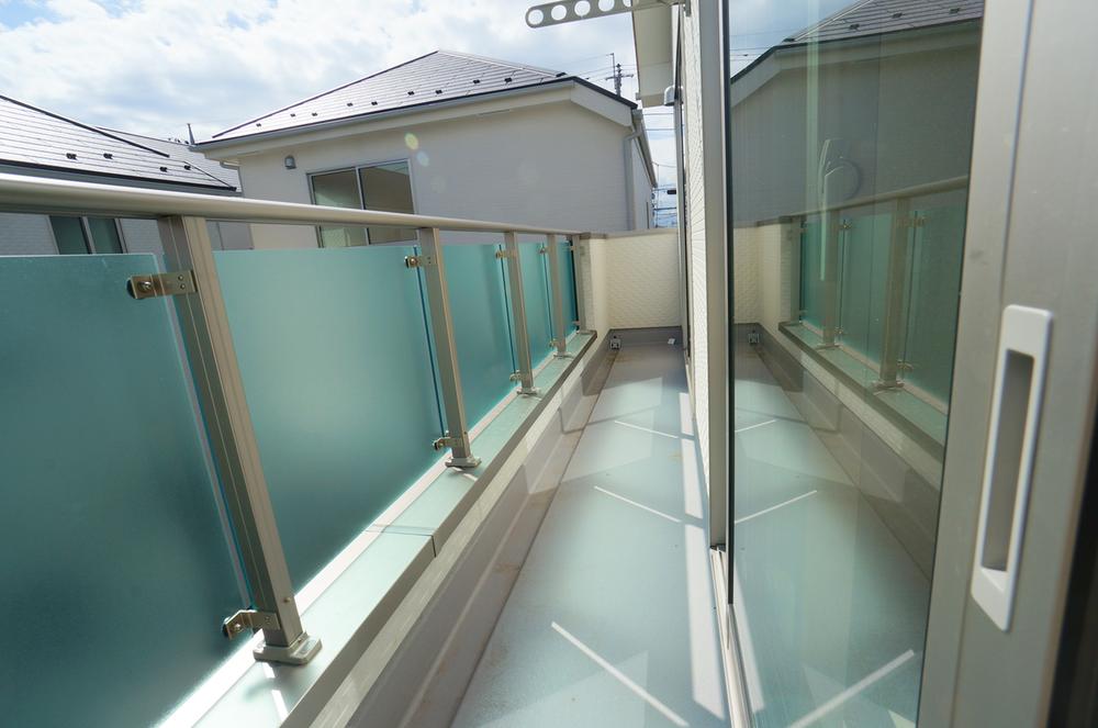 Balcony. Local (September 2013) Shooting