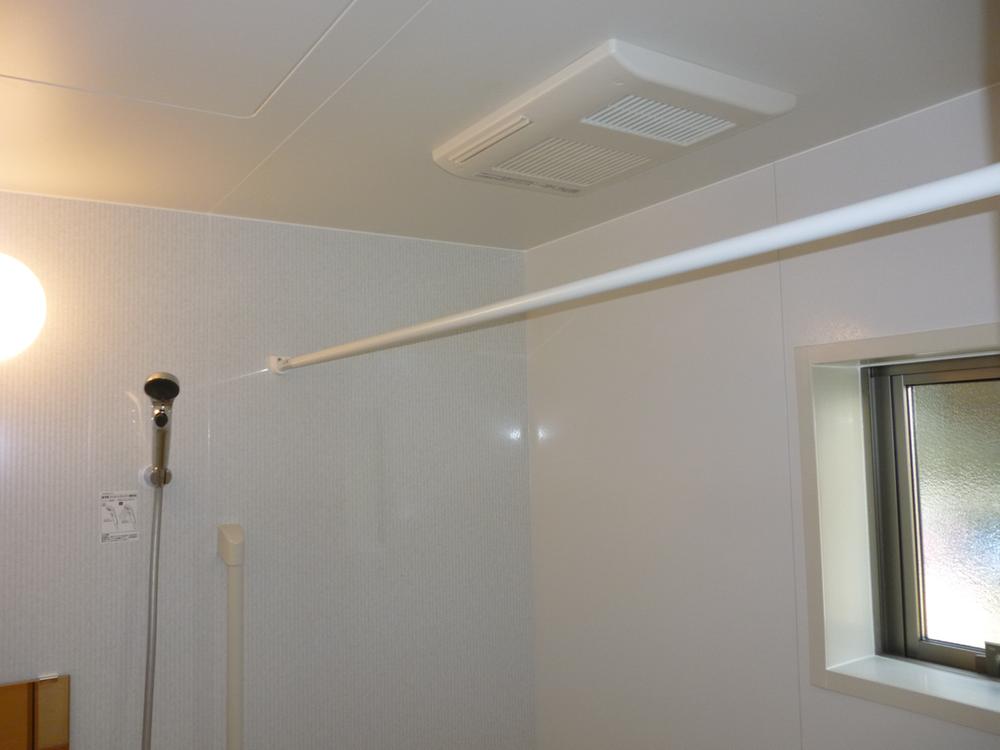 Cooling and heating ・ Air conditioning. Bathroom heating ventilation dryer