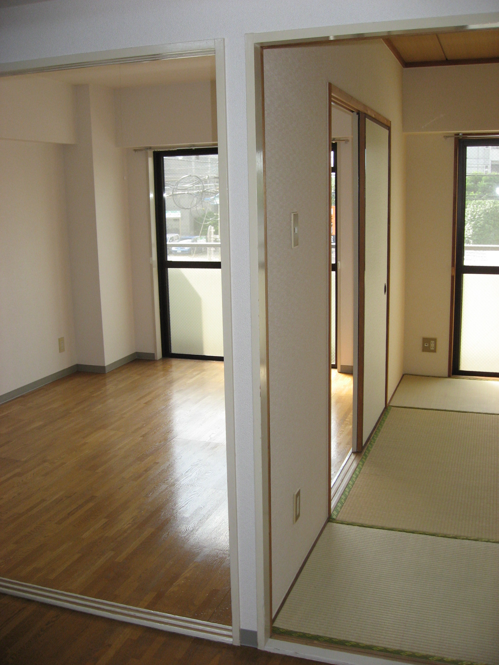 Other room space. Western-style room and Japanese-style can be back and forth! 