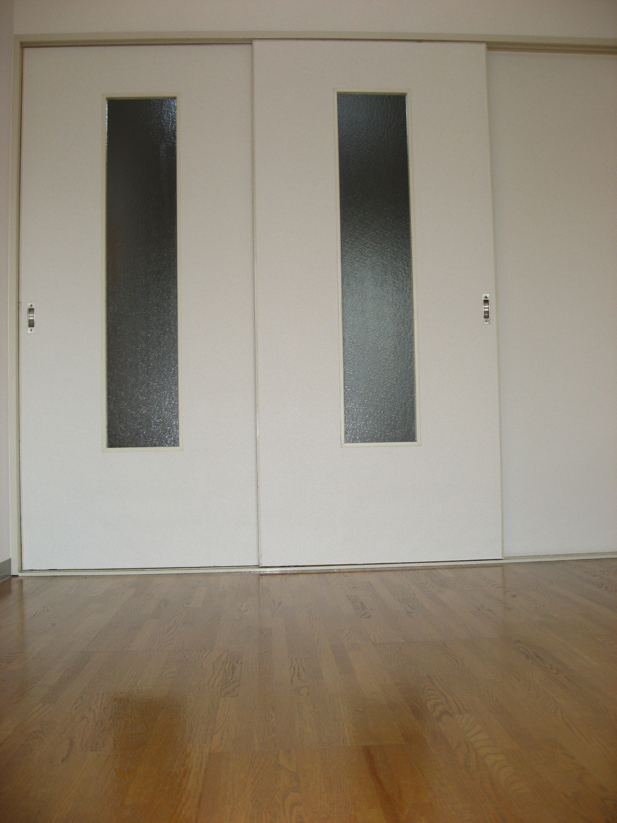 Other room space. It is a sliding door of a Western-style room and DK! 