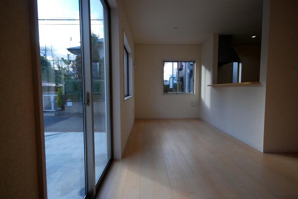 Living. Local Photos