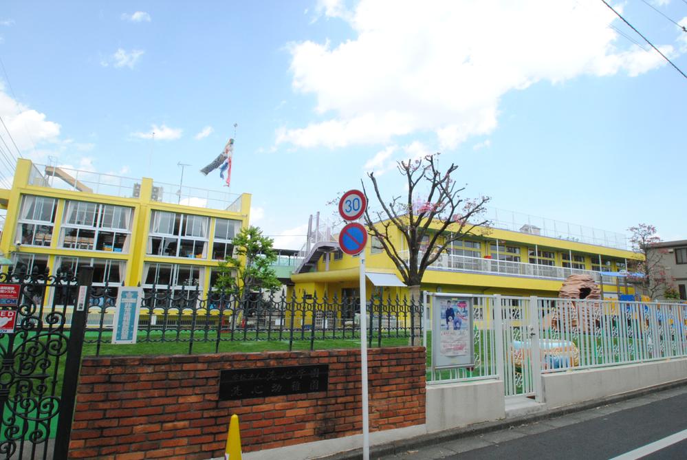 kindergarten ・ Nursery. Senshin 296m to kindergarten