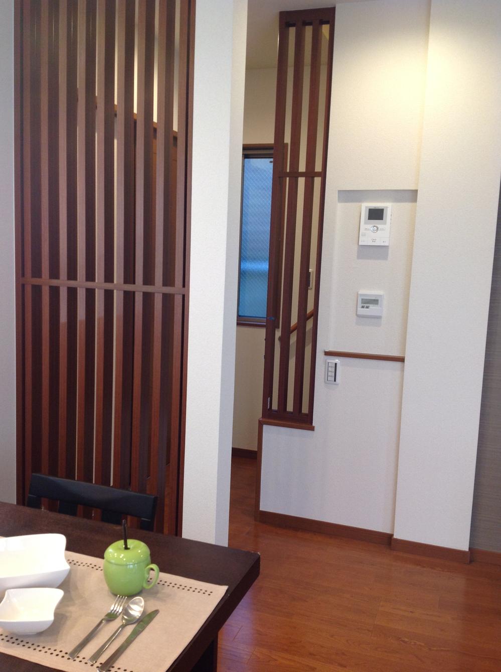 Other introspection. 1 Building LDK (12 May 2013) Shooting. Fashionable blindfold casually undressing room entrance and living room stairs up opening in the slit grid.