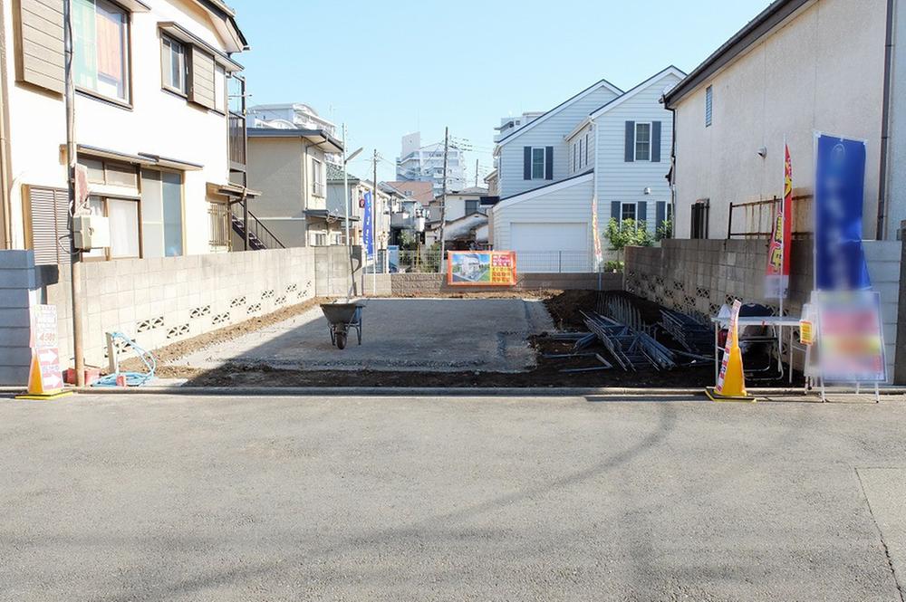 Local appearance photo