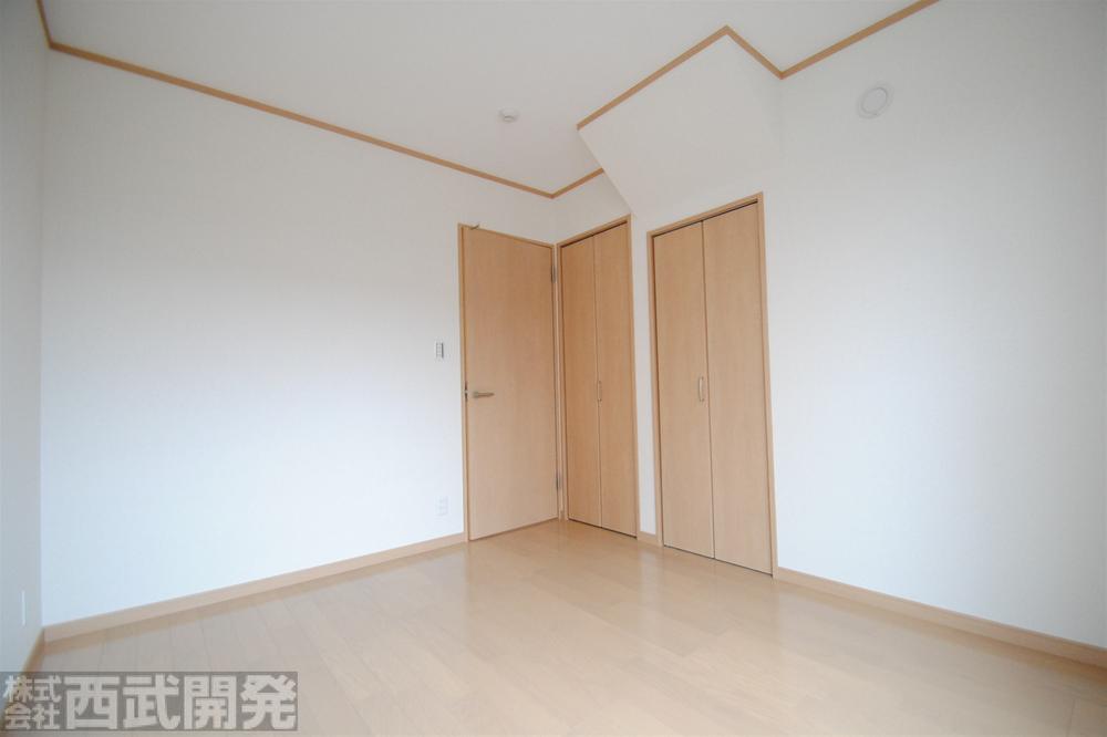 Non-living room. Western-style 5 Pledge With storage