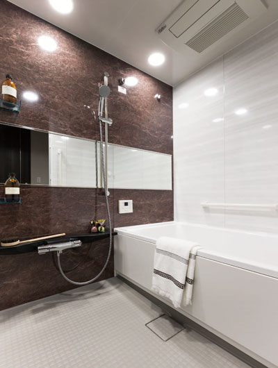 Bathing-wash room.  [Bathroom wrapped in relaxing quality]     Unfolding gently tired of the day, Bathrooms that can truly relax, They packed a variety of comforts. Such as installing a laundry pipe to hide the door, We in good attention to detail.
