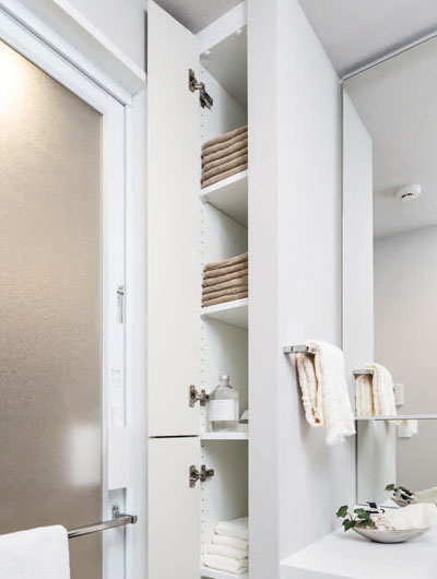 Bathing-wash room.  [Linen cabinet] Towels and detergent, Convenient linen warehouse to wash and bath products storage, such as shampoo. Keep in neat impression the wash room.