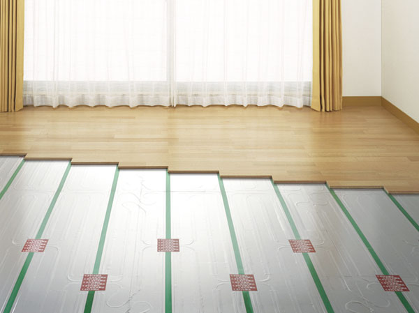 Other.  [TES hot water floor heating] Living a safe hot water floor heating in the clean ・ Adopted in dining. It is soft and economical of warmth as compared to the electric. (Same specifications)