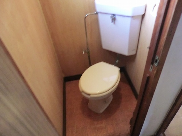 Toilet