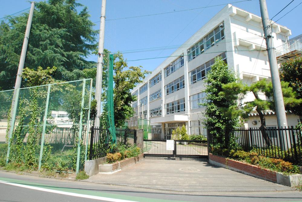 Junior high school. Koganei Municipal Koganei 670m until the second junior high school
