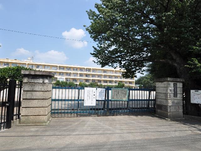 Primary school. Koganei 810m to the third elementary school