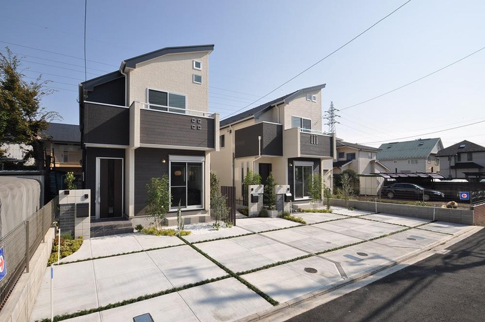 Local photos, including front road. Local (10 May 2013) Shooting