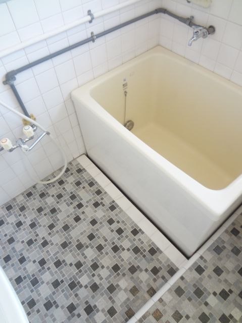 Bath. This bath spread with reheating