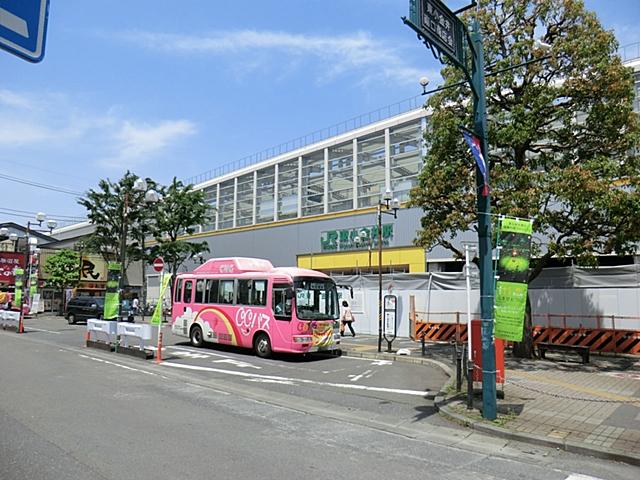 station. 960m until Higashikoganei