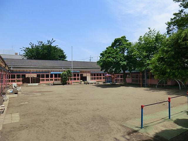 kindergarten ・ Nursery. Sacred Heart 42m to kindergarten