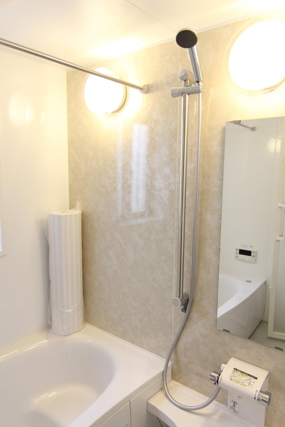 Bathroom. Indoor (September 2013) Shooting